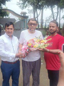 ইতালিস্থ নরসিংদী জেলা বিএনপির সাধারণ সম্পাদককে সংবর্ধনা মোঃ মোবারক হোসেন
বিশেষ প্রতিনিধি,
ইতালিস্থ " নরসিংদী জেলা বিএনপির সাধারণ সম্পাদক জনাব আমান উল্লাহ আমান এর সুজন্য সাক্ষাৎ , তিন তিনবারের সাবেক এমপি, আলহাজ্ব সরদার সাখাওয়াত হোসেন বকুল ভাইয়ের সাথে দেখা করেন,19/7/2025, বেলাব
উপজেলা প্রবাসী তরুণ দলের সভাপতি ,মোবারক হোসেন সরকার, বেলাব উপজেলা ছাত্রদলের সভাপতি প্রার্থী, আশিক মামুন সুজন, সল্লাবাদ ইউনিয়ন যুবদলের সভাপতি প্রার্থী সুমন সরকার, বেলাব উপজেলা যুবদলের নেতা, ওহিদ মিয়া , ১ নং ওয়ার্ড ,2 নং ওয়ার্ড ,৩ নং ওয়ার্ড, সর্বতরের জনগণ উপস্থিত ছিলেন, বেলাব উপজেলা সর্বস্তরের জনগণ উপস্থিত ছিলেন
মোঃ ইউনুস মিয়া, মোঃ কাজল মিয়া, মোঃ ইসমাইল, মোহাম্মদ লুৎফুর রহমান, ইসমাইল ফরাজী ছাত্রদল, আলহাজ্ব সরদার সাখাওয়াত হোসেন বকুল সাহেবের সাথে আমাদের আলোচনা হয়, নিলখিয়া গ্রামে আসার আগমন উপলক্ষে আলোচনা করা হয়