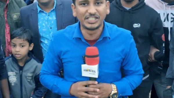 জুলাইয়ে সামনের সারিতে থাকা সাংবাদিকের নামে জুলাই হত্যা মামলা সওকত হোসাইন বিশেষ প্রতিনিধি গাজীপুর জেলা। গাজীপুরের বাসন থানায় দৈনিক নয়া দিগন্তের গাজীপুর প্রতিনিধি (মাল্টিমিডিয়া) সাংবাদিক মো. মোজাহিদের নামে মিথ্যা ও উদ্দেশ্যপ্রণোদিত মামলা দায়ের করা হয়েছে। মামলাটি করেছেন গাজীপুর সিটি কর্পোরেশনের ভিলা দত্তপাড়া লেন মোল্লা রোড এলাকার গিয়াস উদ্দিনের সন্তান মো. সোহেল মিয়া। মামলার নম্বর ৩৪১। সোমবার বিকেলে মামলার বিষয়ে সাংবাদিক মোজাহিদ তার ব্যক্তিগত ফেসবুক আইডি থেকে একটি ভিডিও বার্তায় জানান, 'জুলাই-আগস্টে ছাত্ররা যেভাবে জীবনের শঙ্কা নিয়ে আন্দোলন করেছিল, যখন টেলিভিশন চ্যানেলগুলোতে সত্য প্রচার করা নিষেধ ছিল। তখন আমিও ছাত্রদের মতোই জীবনের শঙ্কা নিয়ে মাঠে ছিলাম খবর জানানোর উদ্দেশ্যে। আমি তখন একাধিকবার হামলার শিকারও হয়েছিলাম। আজ আমার নামেও জুলাই হত্যা মামলা। শুধু আমার নামে নয়, বাংলাদেশের প্রতিটি থানায় নিরীহ মানুষের নামে ষড়যন্ত্র মূলক মামলা হয়েছে। কোনো রাজনৈতিক ব্যক্তি নয় তবুও এমন বহু মানুষের নামে মিথ্যা মামলা হয়েছে। সর্বোপরি তদন্তে আমি দোষী হলে আমি দ্রুত আমি বিচারের দাবি জানাচ্ছি। গাজীপুর সাংবাদিক পরিষদের উপদেষ্টা শাহান সাহাবুদ্দিন বলেন, 'সত্য প্রকাশের পথ রুদ্ধ করতে সাংবাদিকদের বারবার টার্গেট করা হচ্ছে। মোজাহিদের মতো নিষ্ঠাবান সংবাদকর্মীর বিরুদ্ধে এই মামলা সাংবাদিক সমাজকে ভীতি প্রদর্শনের কৌশল। মোজাহিদের বিরুদ্ধে ইতিপূর্বেও মামলা হয়েছিল, এখনও হচ্ছে। তবে আমি মনে করি, মোজাহিদের মতো সাংবাদিকরা এসব জেল-জুলুম মাথায় রেখেই দুর্নীতির সংবাদ উপহার দেয় জাতিকে। জাতির স্বার্থে অন্তত এমন ন্যাক্কারজনক মামলা প্রত্যাহার করা প্রয়োজন'। দৈনিক ইনকিলাবের শ্রীপুর প্রতিনিধি এমএ মতিন বলেন, 'একটি গণতান্ত্রিক রাষ্ট্রে স্বাধীন সাংবাদিকতা রক্ষা করা রাষ্ট্র ও সমাজের দায়িত্ব। অথচ সত্যনিষ্ঠ সাংবাদিকরা আজ নিরাপত্তাহীনতায় ভুগছেন। মোজাহিদের নামে দায়ের করা মামলাটি অবিলম্বে প্রত্যাহার করা উচিত'। গাজীপুরের সাংবাদিক সংগঠনগুলো এ মামলার তীব্র নিন্দা জানিয়েছে। তারা স্পষ্ট তদন্তের মাধ্যমে মামলার প্রকৃত সত্য উদঘাটন এবং সাংবাদিক মোজাহিদের বিরুদ্ধে দায়ের করা হয়রানিমূলক মামলা প্রত্যাহারের দাবি জানান। দৈনিক প্রতিদিনের সংবাদ-এর শ্রীপুর প্রতিনিধি আশরাফুল ইসলাম, সময়ের কণ্ঠস্বরের প্রতিনিধি আলমগীর ইসলাম ও আমার সংবাদের প্রতিনিধি এস এম জহিরুল ইসলাম বলেন, সাংবাদিক মোজাহিদ নির্দোষ। সে মূলত সত্য প্রকাশে কখনো পিছপা হয়নি। এর আগেও তিনটি মামলায় ২১৯ দিন কারাবরণ করেছেন। জুলাই আন্দোলনের সময় আহত অবস্থায়ও মাঠে ছিলেন। তার বিরুদ্ধে এই মামলা সাজানো ছাড়া আর কিছু নয়। আমরা অবিলম্বে মামলাটি প্রত্যাহারের দাবি জানাই'। এ বিষয়ে এনসিপির কেন্দ্রীয় কমিটির যুগ্ম মূখ্য সংগঠক অ্যাডভোকেট আলী নাছের জানান, সাংবাদিক মোজাহিদকে আমরা গণ অভ্যুত্থানের পক্ষের মানুষ ও পেশাদার সাংবাদিক হিসেবেই জানি। কোন মামলায় ফাঁসিয়ে হয়রানি করার সুযোগ নেই। আপনি আশ্বস্ত থাকেন, ইনশা আল্লাহ। এ বিষয়ে শ্রীপুর থানার ওসি আব্দুল বারিক জানান, একটি জুলাই হত্যা মামলা হয়েছে বাসন থানায়। মামলাটির সঠিক তদন্তের জন্য একজন উপপরিদর্শককে দায়িত্ব দেয়া হয়েছে। আদালতে তদন্ত প্রতিবেদন পাঠানো হবে।